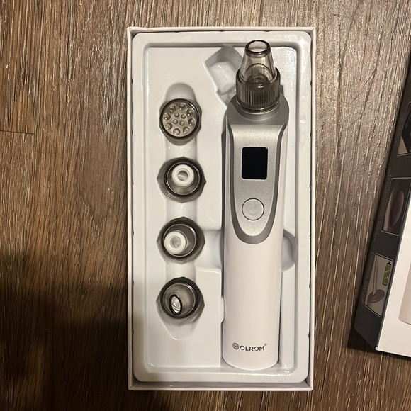 Olrom black head remover vacuum - Picture 3 of 3